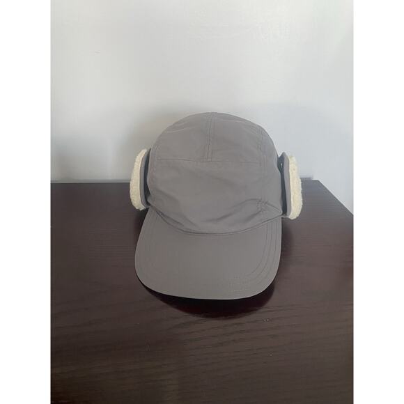 Lands' End Men's Gray Sherpa Lined Waterproof Winter Earmuff Hat Size S-M - Picture 1 of 6